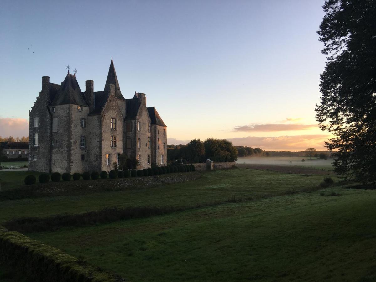 Chateau De Bourgon Montourtier Ngoại thất bức ảnh