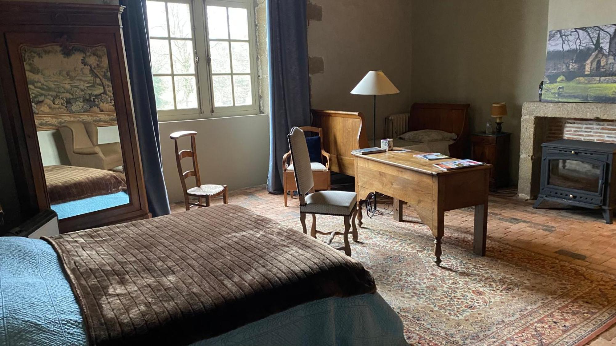 Chateau De Bourgon Montourtier Ngoại thất bức ảnh